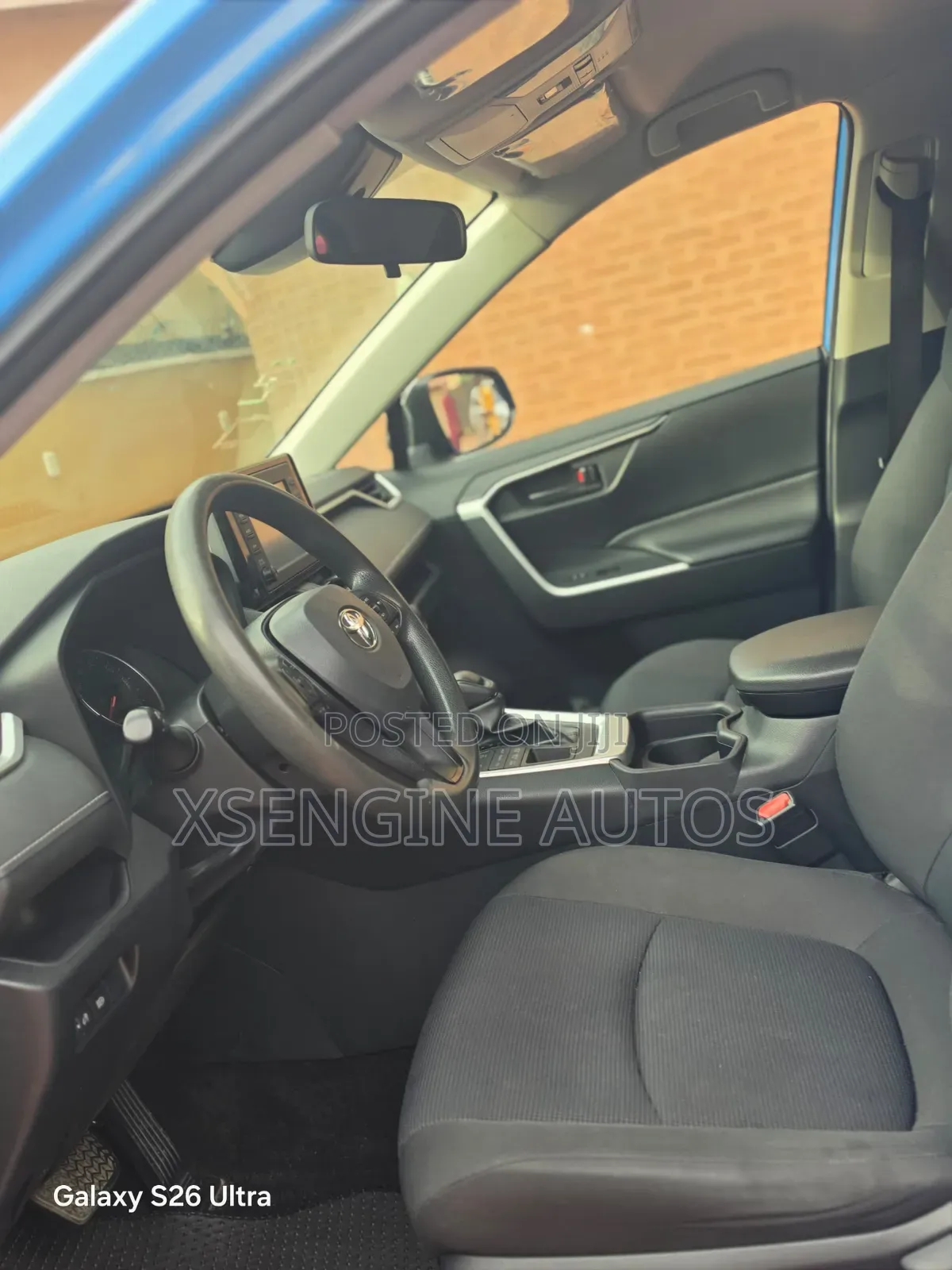 Toyota RAV4 2019 Blue