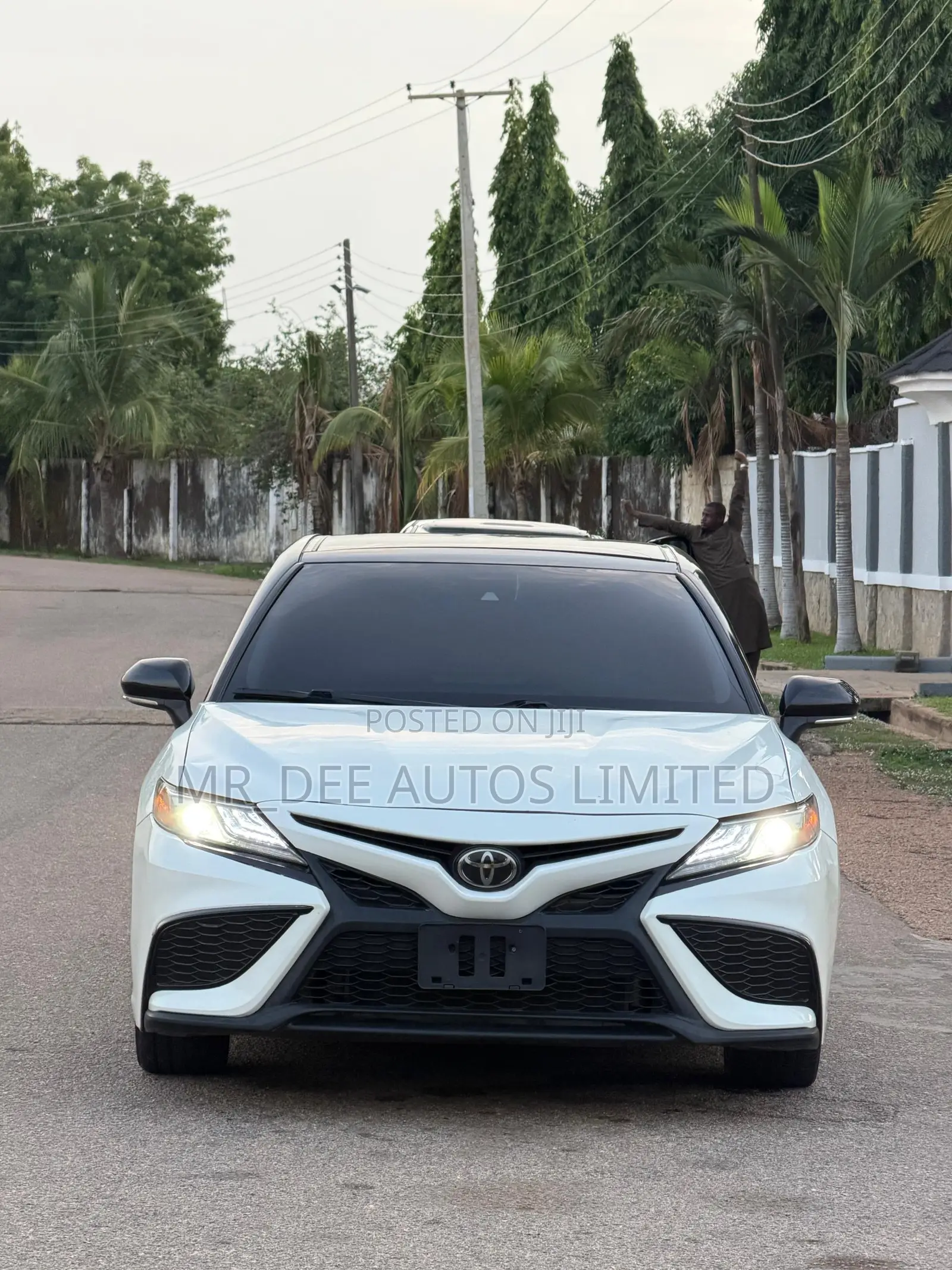 Toyota Camry XSE 2021 White
