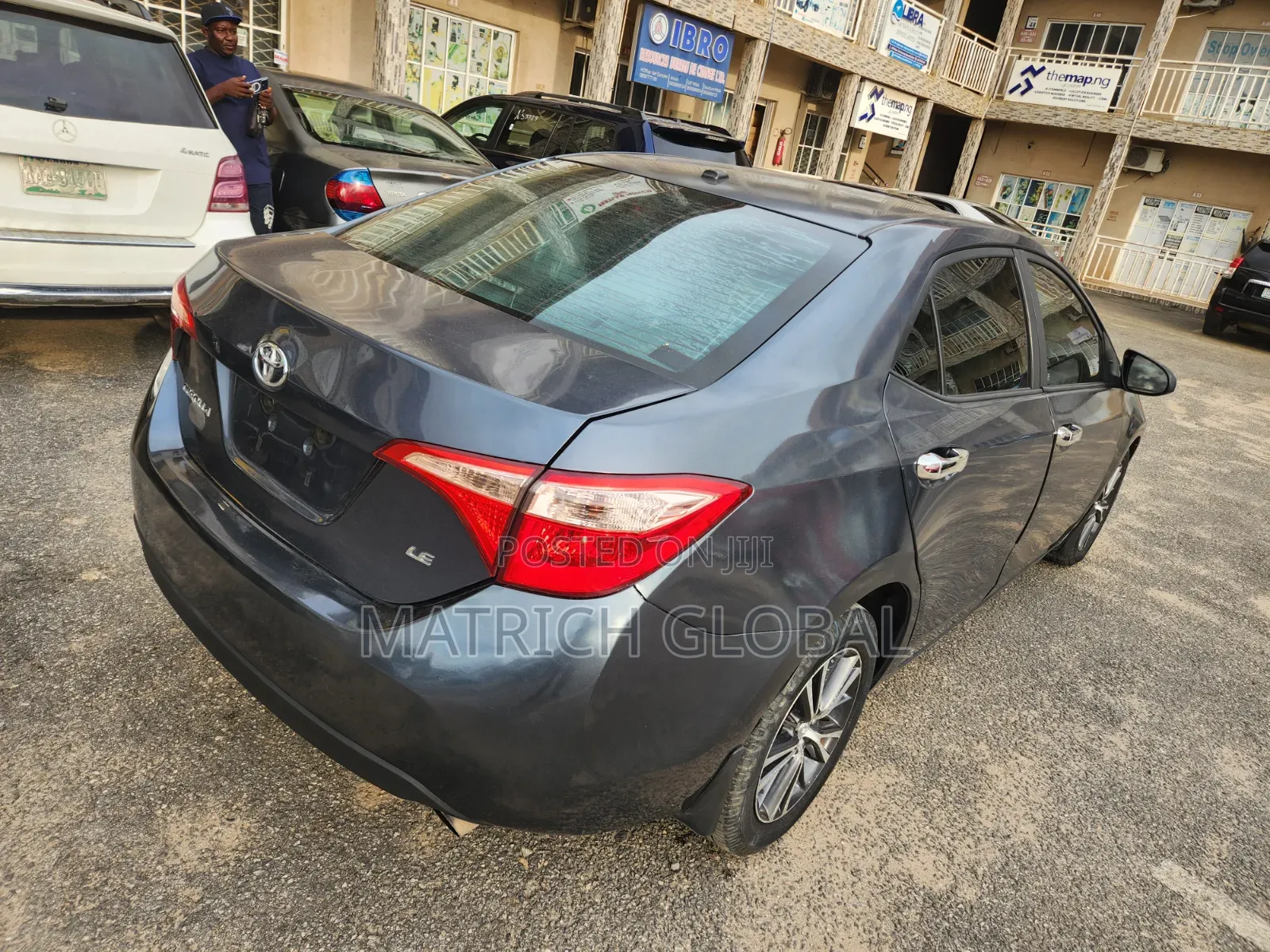 Toyota Corolla LE 4dr Sedan (1.8L 4cyl CVT) 2017 Blue
