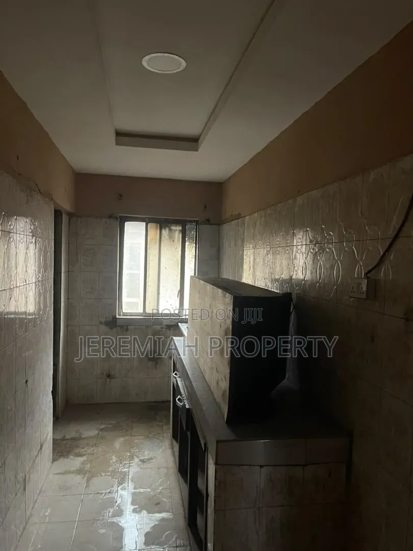 2bdrm Block of Flats in Mafoluku for rent