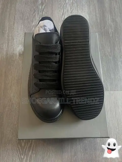 Premium Rick Owens Sneakers ,Luxury Style.