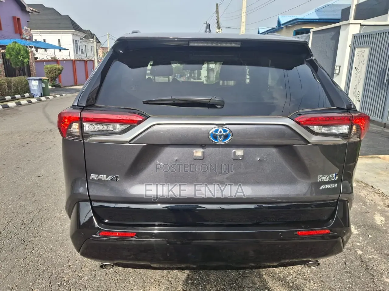 Toyota RAV4 XLE AWD 2024 Gray