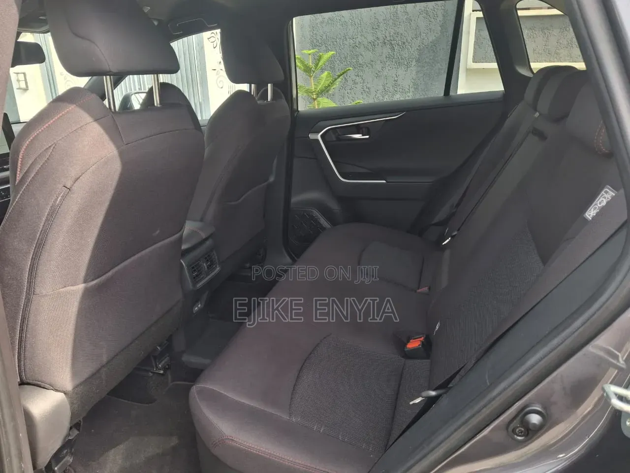 Toyota RAV4 XLE AWD 2024 Gray