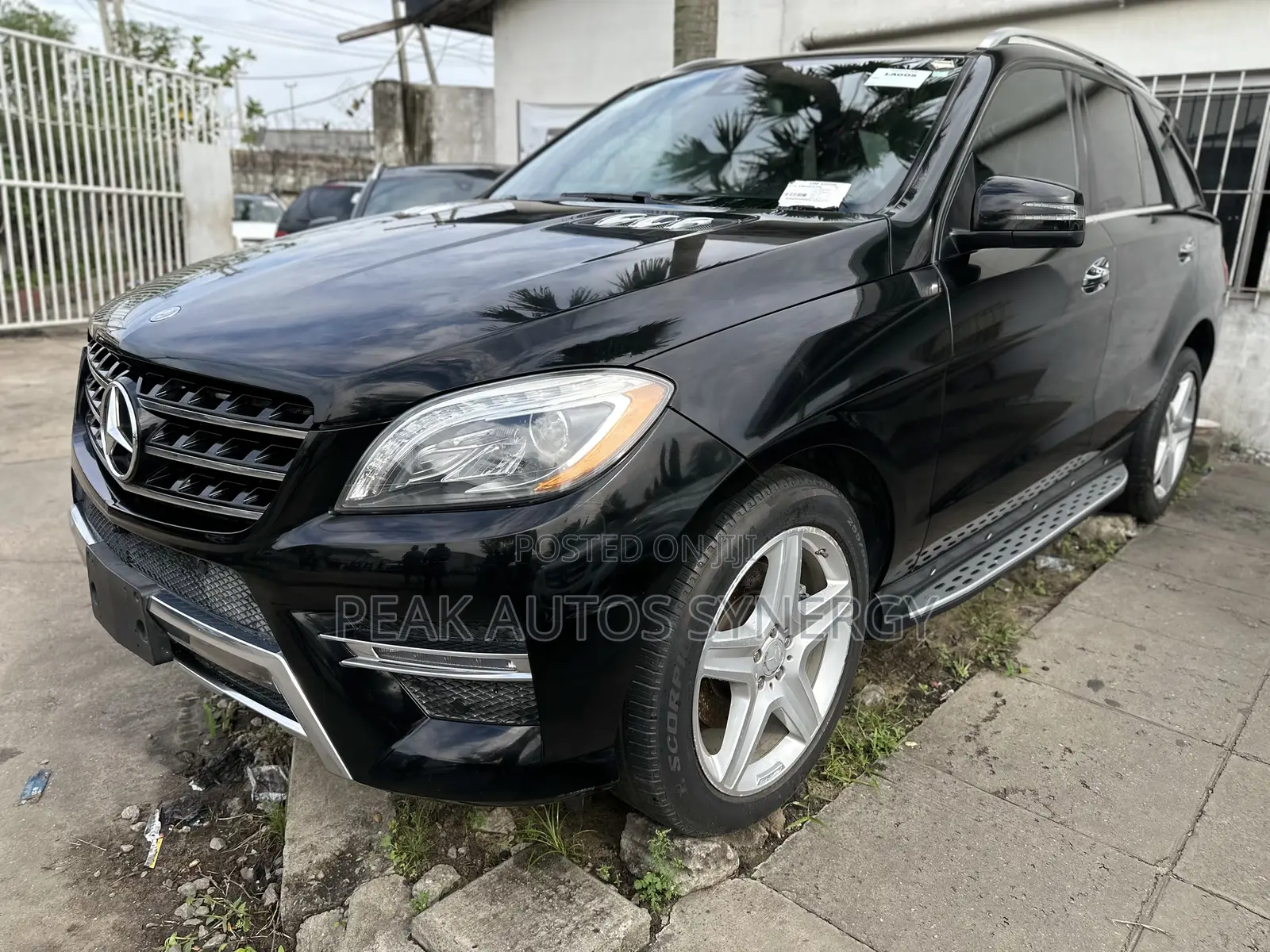 Mercedes-Benz M Class ML350 4MATIC 4dr SUV AWD (3.5L 6cyl 7A) 2014