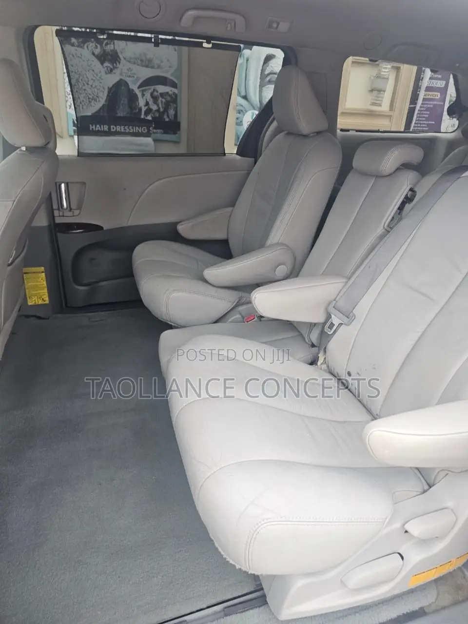 Toyota Sienna XLE 7 Passenger 2011 Silver