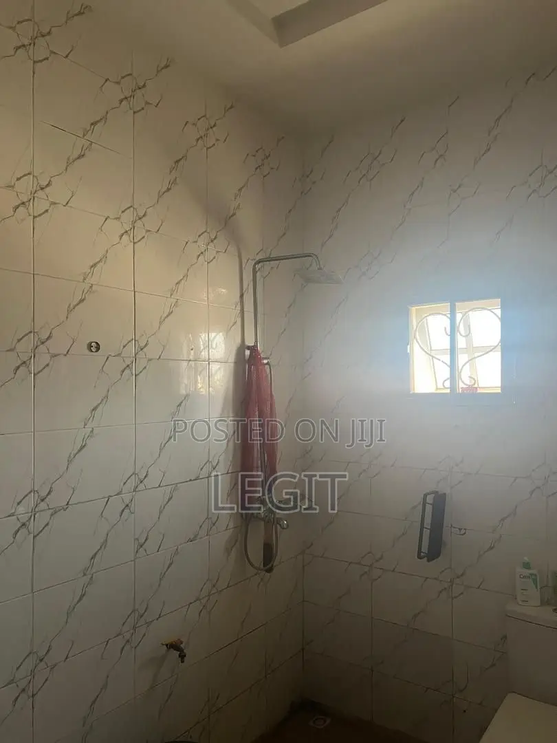 6bdrm Duplex in Lugbe District for sale