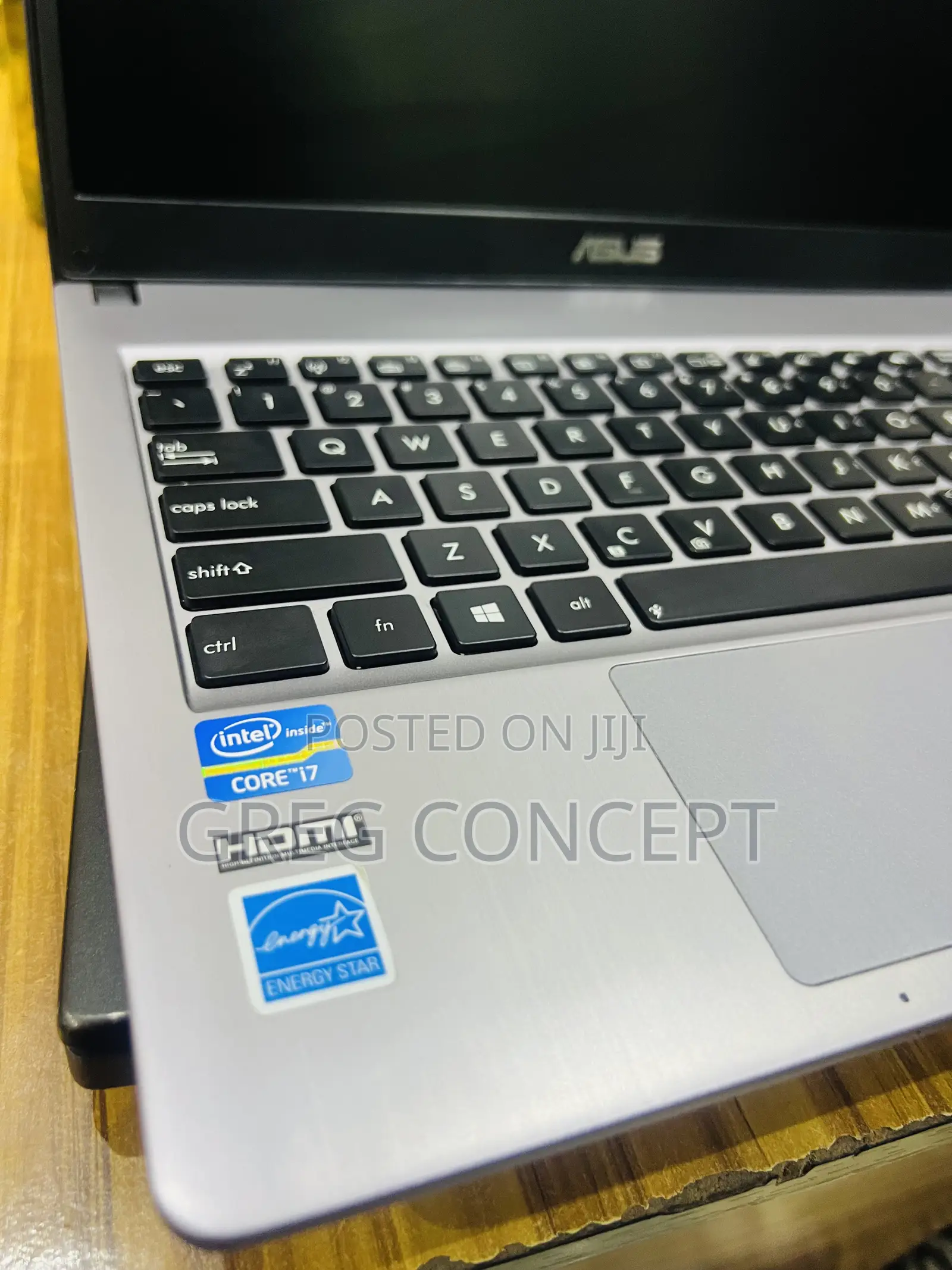 Laptop Asus U47A 16GB Intel Core i7 SSD 256GB