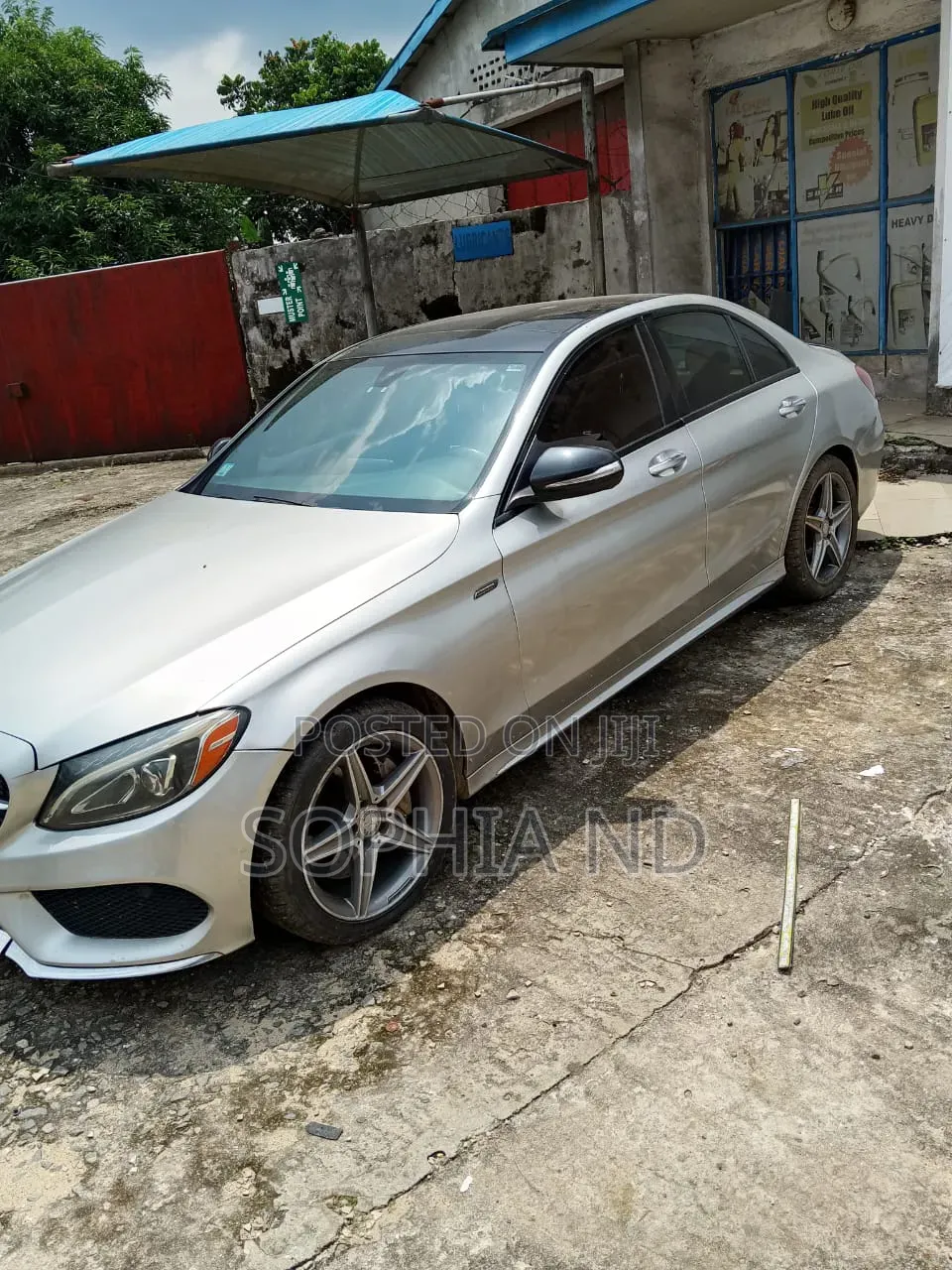 Mercedes-Benz C300 2016 Silver