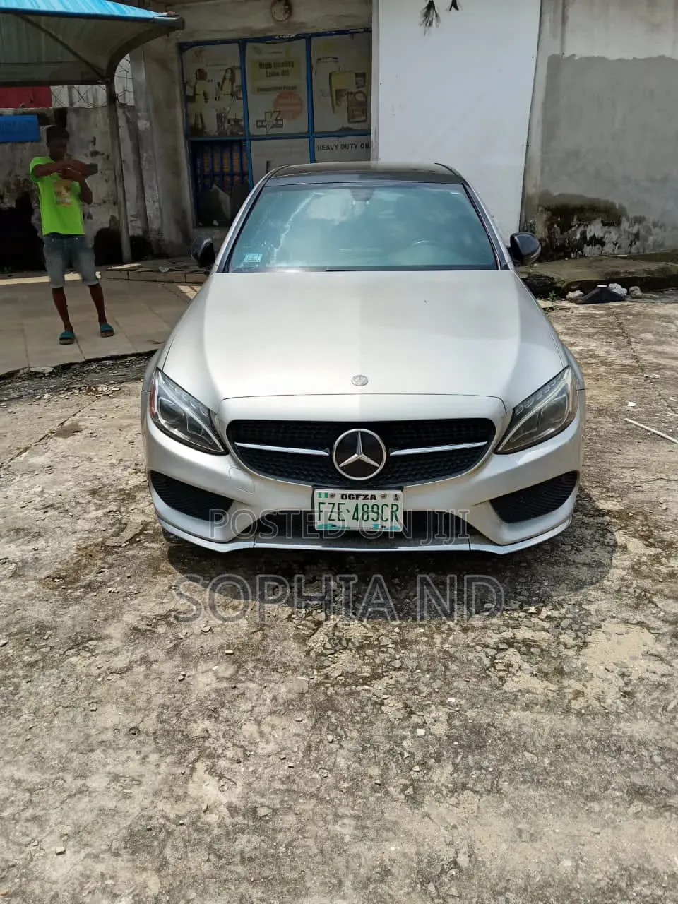 Mercedes-Benz C300 2016 Silver