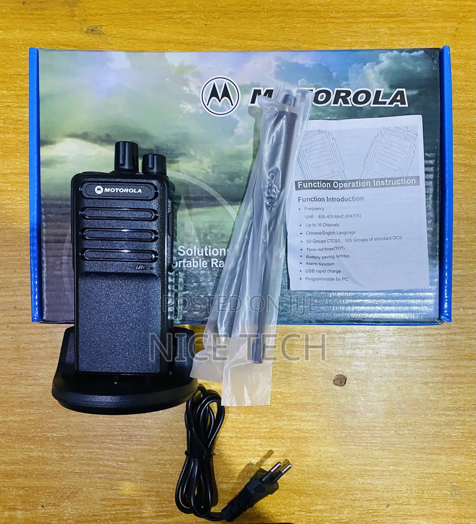 Motorola Walkie Talkie Trans Receiver M9