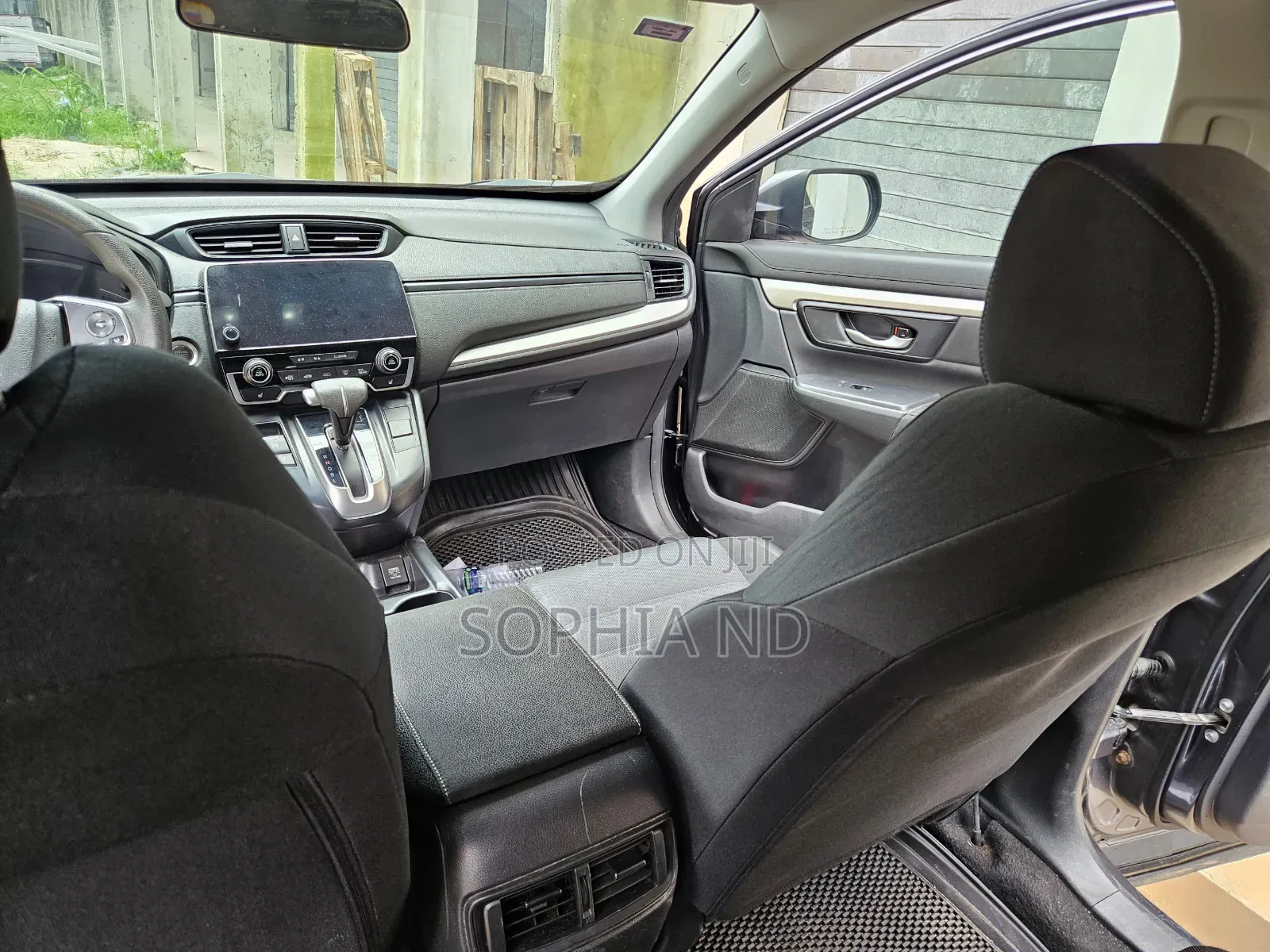 Honda CR-V 2019 Gray