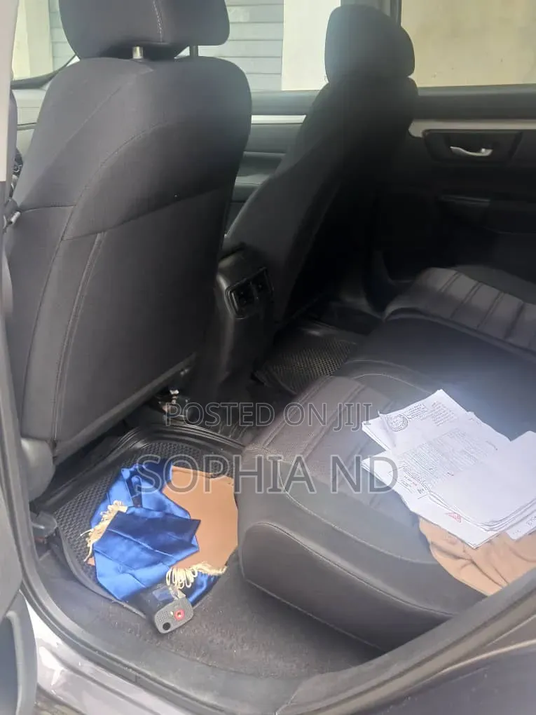 Honda CR-V 2019 Gray
