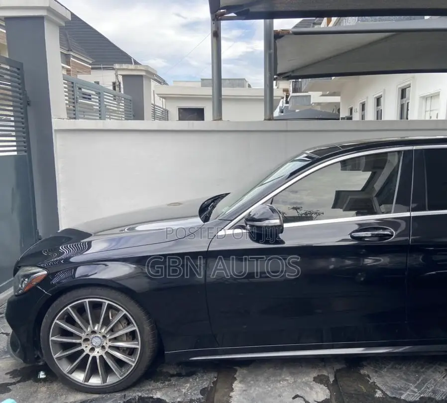 Mercedes-Benz C400 4Matic AWD Sedan (3.0L V6 7A) 2015 Black