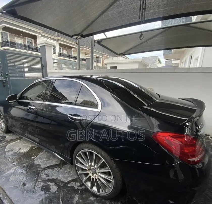 Mercedes-Benz C400 4Matic AWD Sedan (3.0L V6 7A) 2015 Black