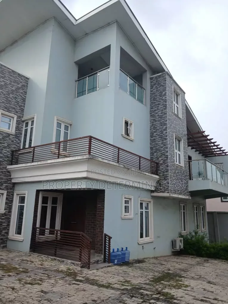 4bdrm Duplex in GRA Phase 1 for rent