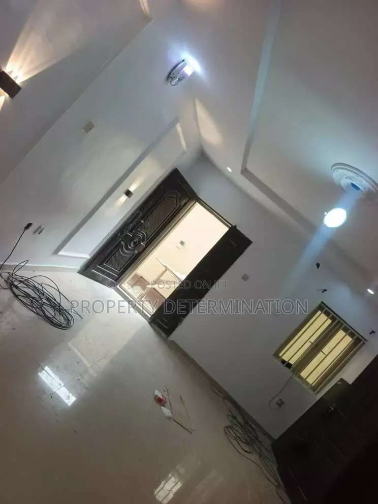 4bdrm Duplex in GRA Phase 1 for rent