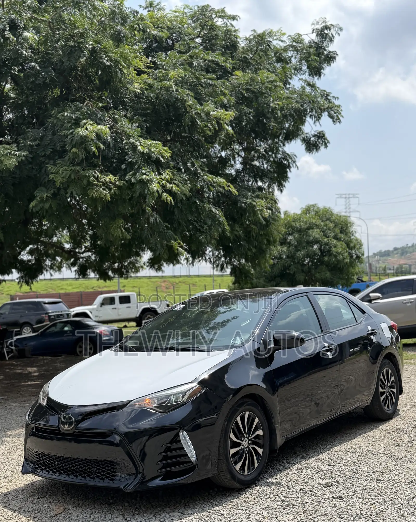 Toyota Corolla LE ECO 4dr Sedan (1.8L 4cyl CVT) 2017 Black