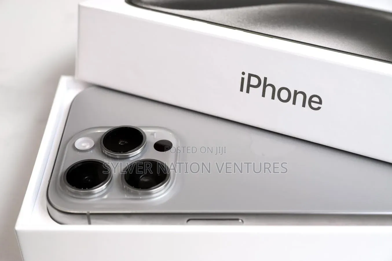 New Apple iPhone 16 Pro 256 GB