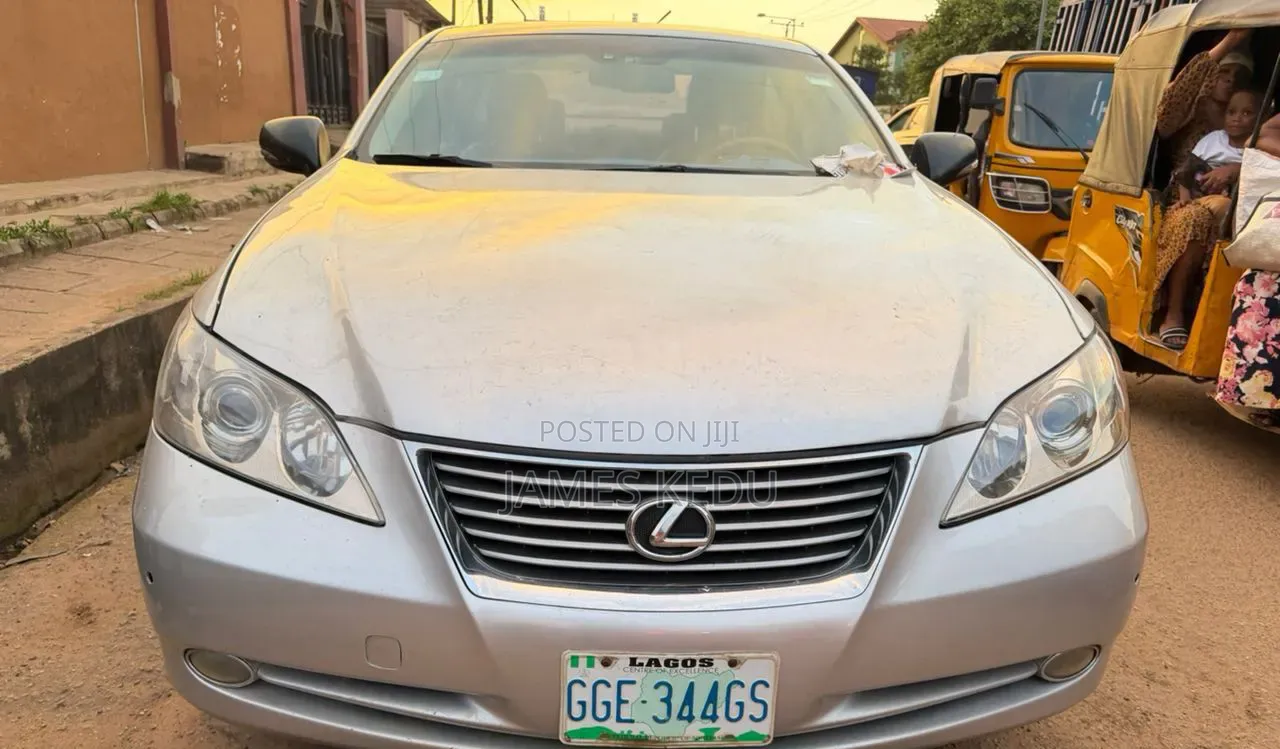 Lexus ES 350 2009 Gold
