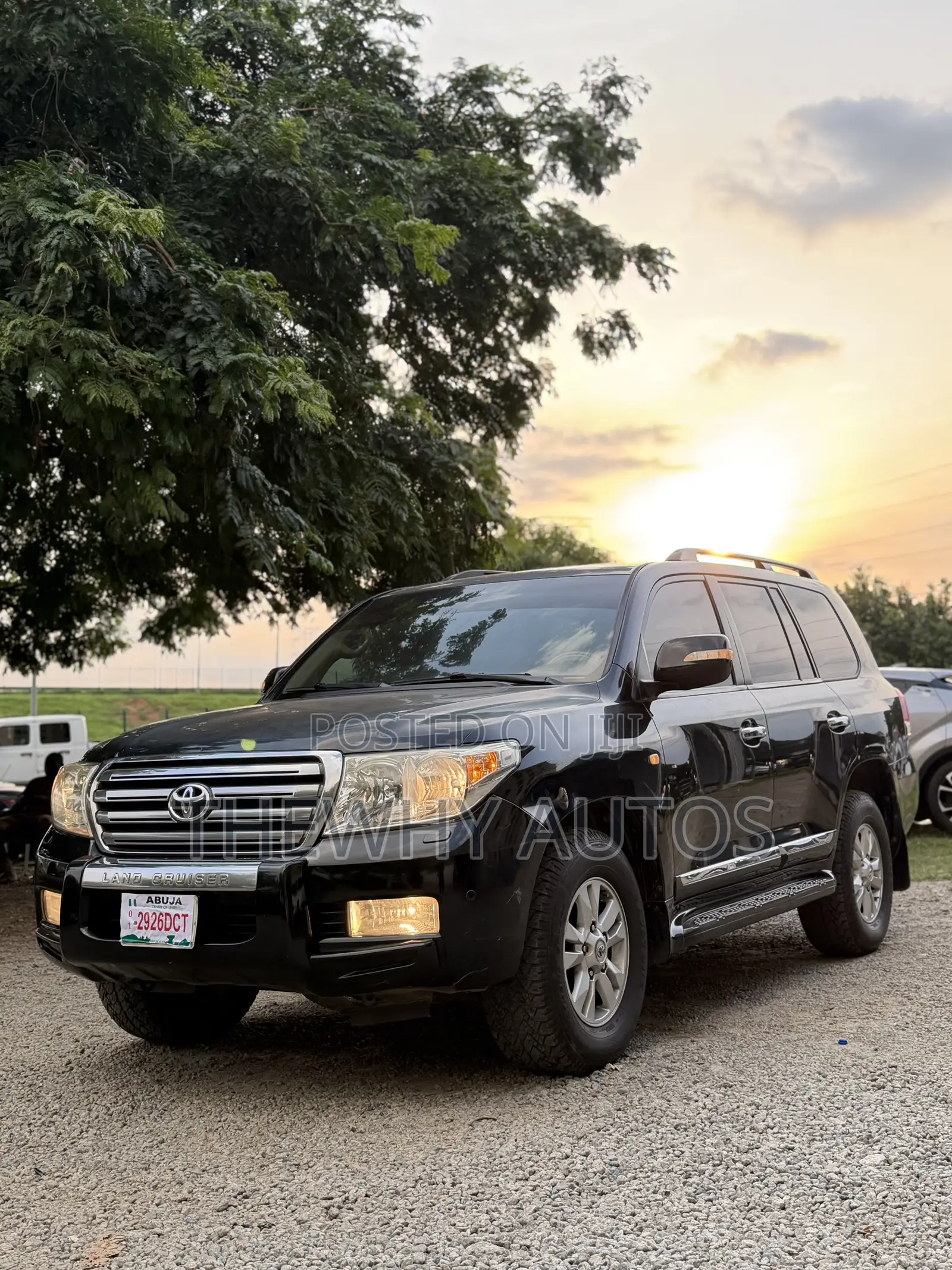 Toyota Land Cruiser 5.7 V8 2010 Black