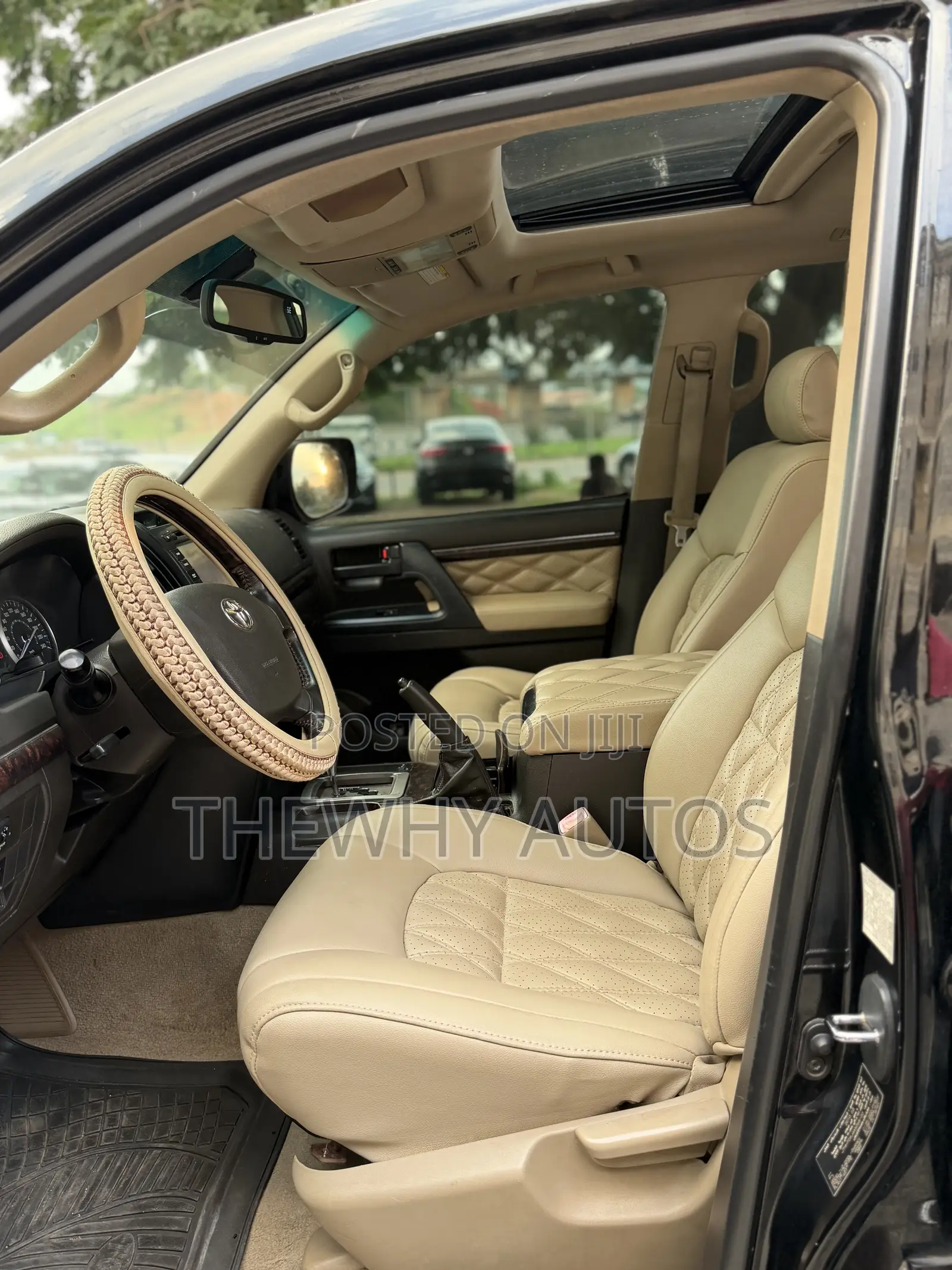 Toyota Land Cruiser 5.7 V8 2010 Black