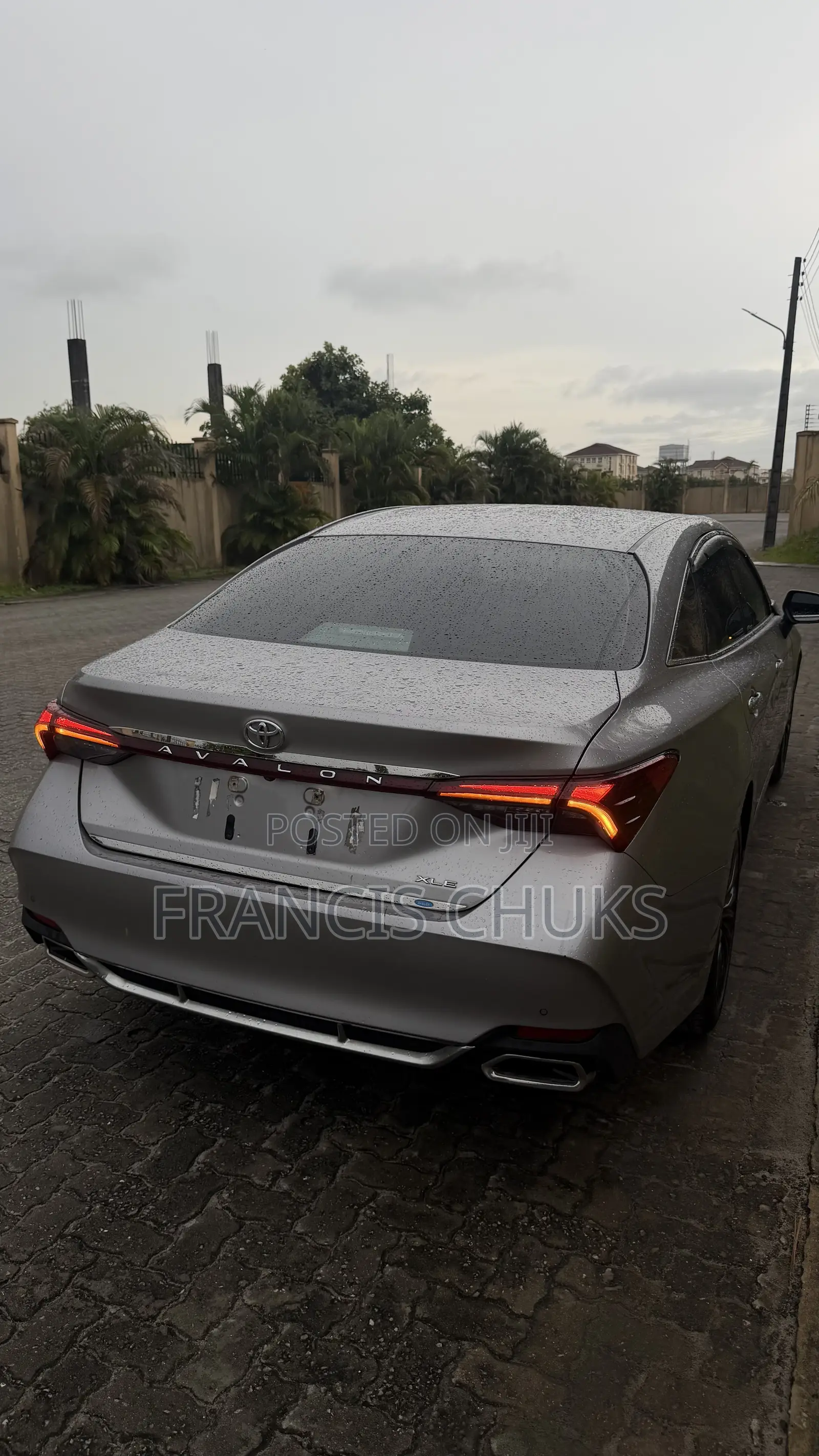 Toyota Avalon XLE 2022 Silver