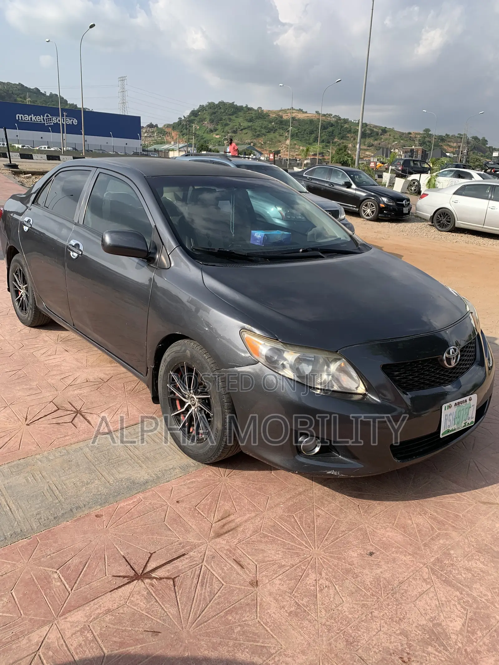 Toyota Corolla LE 4dr Sedan (1.8L 4cyl 4A) 2010 Gray