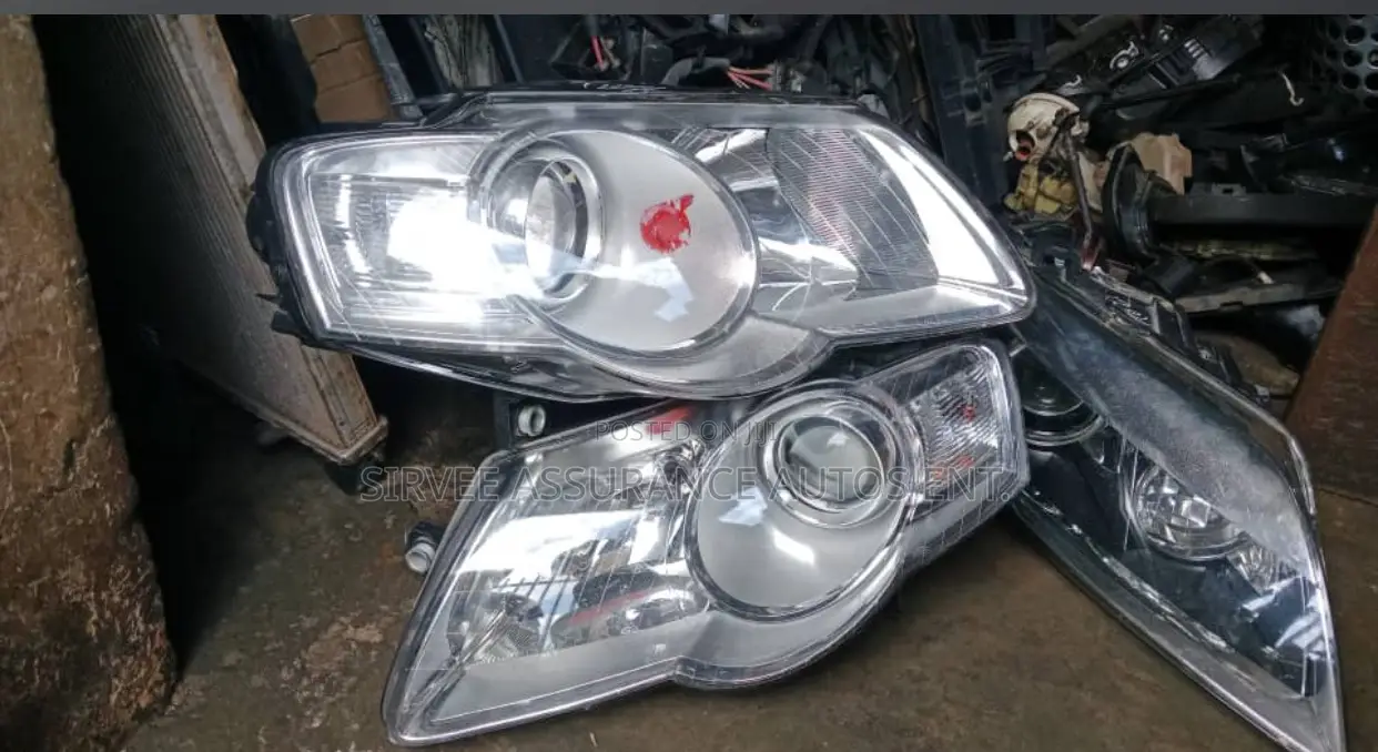 Headlight Volkswagen Passat Fsi 2007
