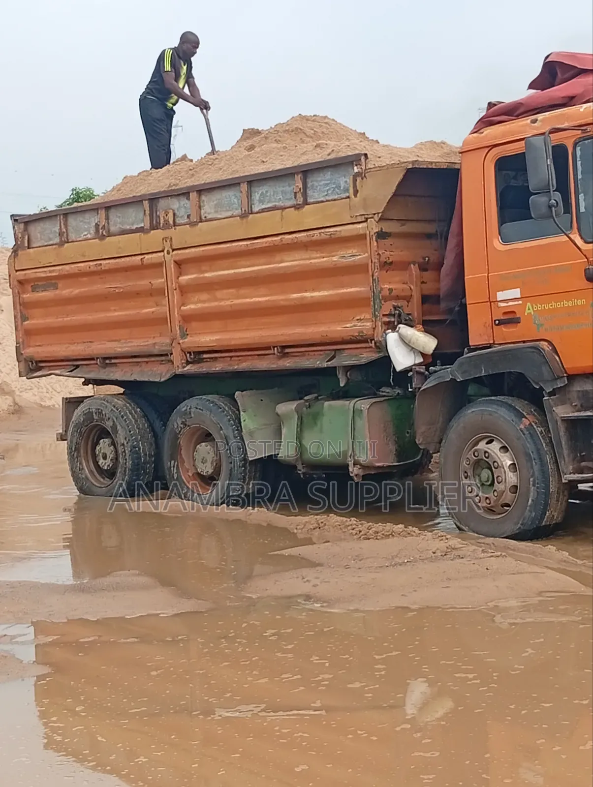30 Tons Premium Sharp Sand Delivered to Orumba