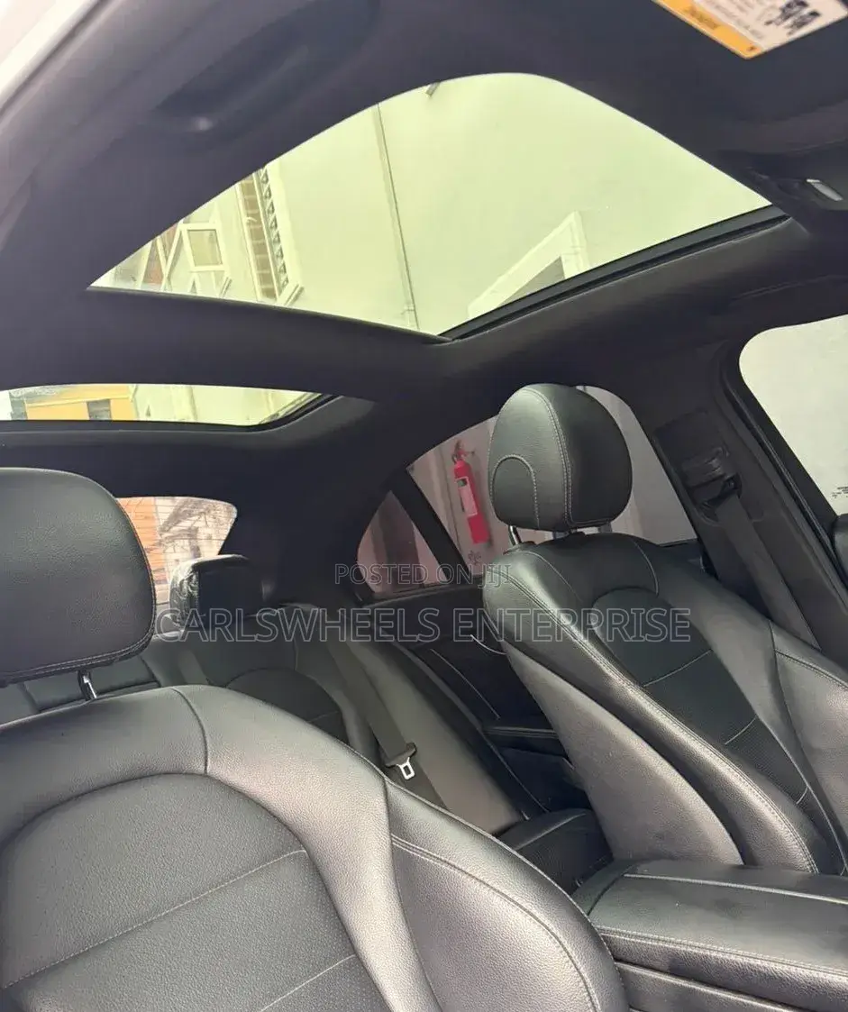 Mercedes-Benz C400 4Matic AWD Sedan (3.0L V6 7A) 2015 Silver
