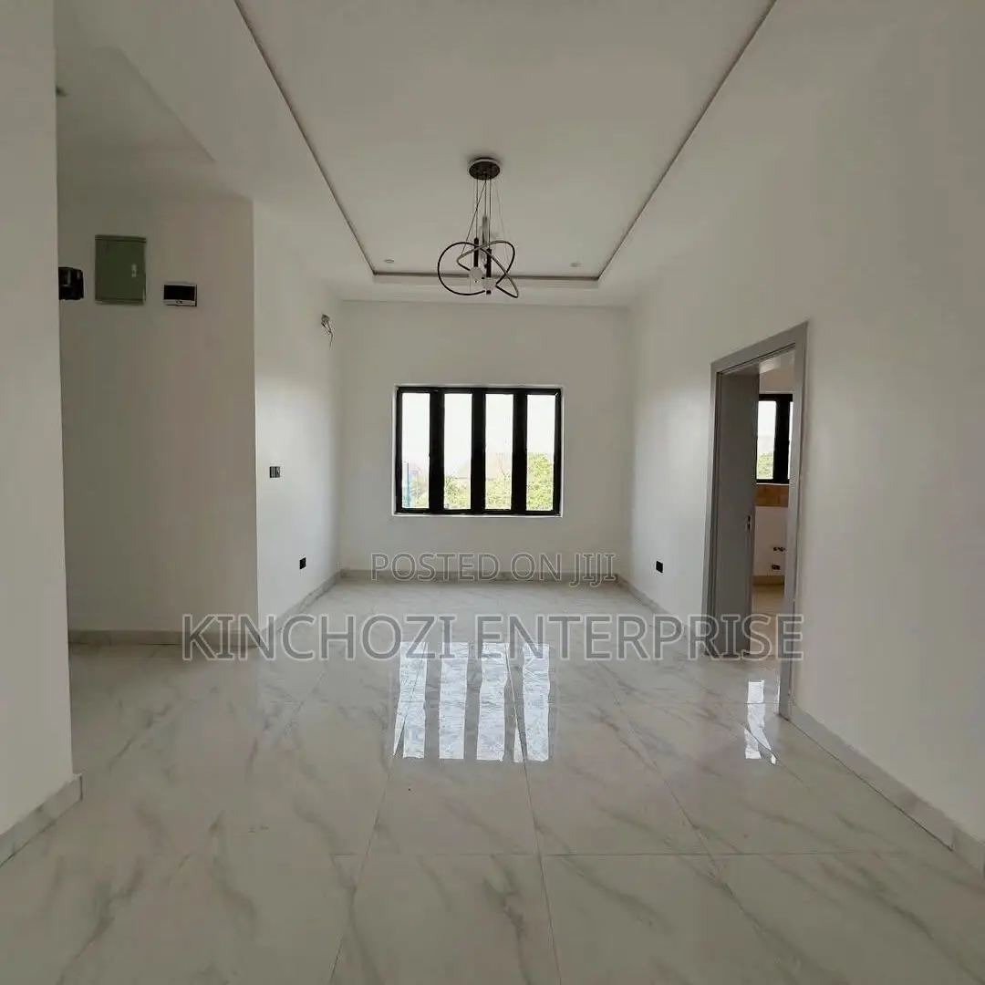 3bdrm Duplex in Apo Abuja, Zone B for rent