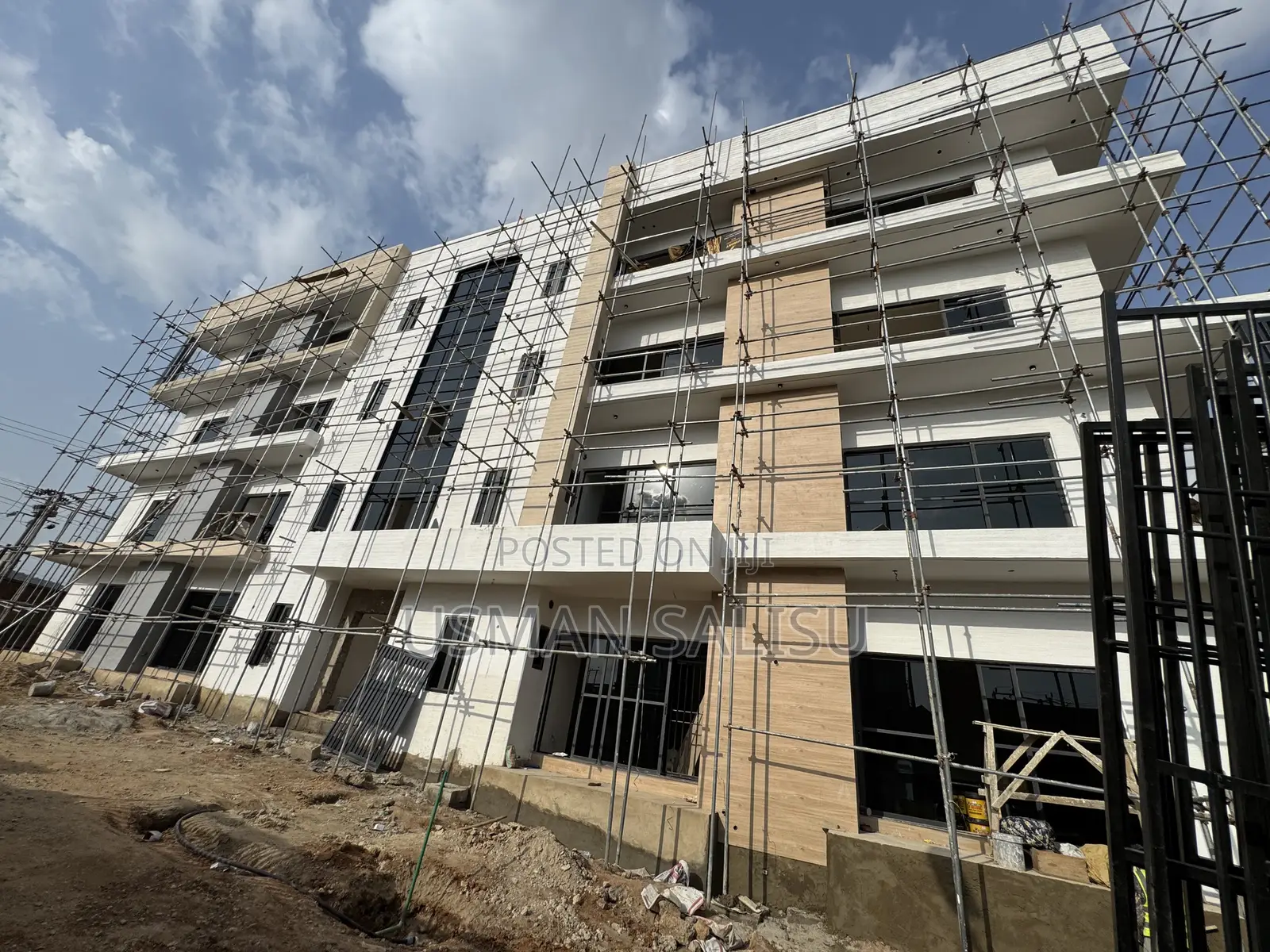3bdrm Block of Flats in Jahi for sale