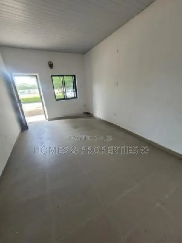 3bdrm Bungalow in Beechwood Park, Lakowe for rent