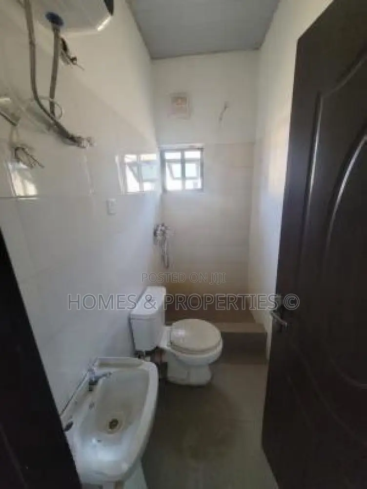 3bdrm Bungalow in Beechwood Park, Lakowe for rent