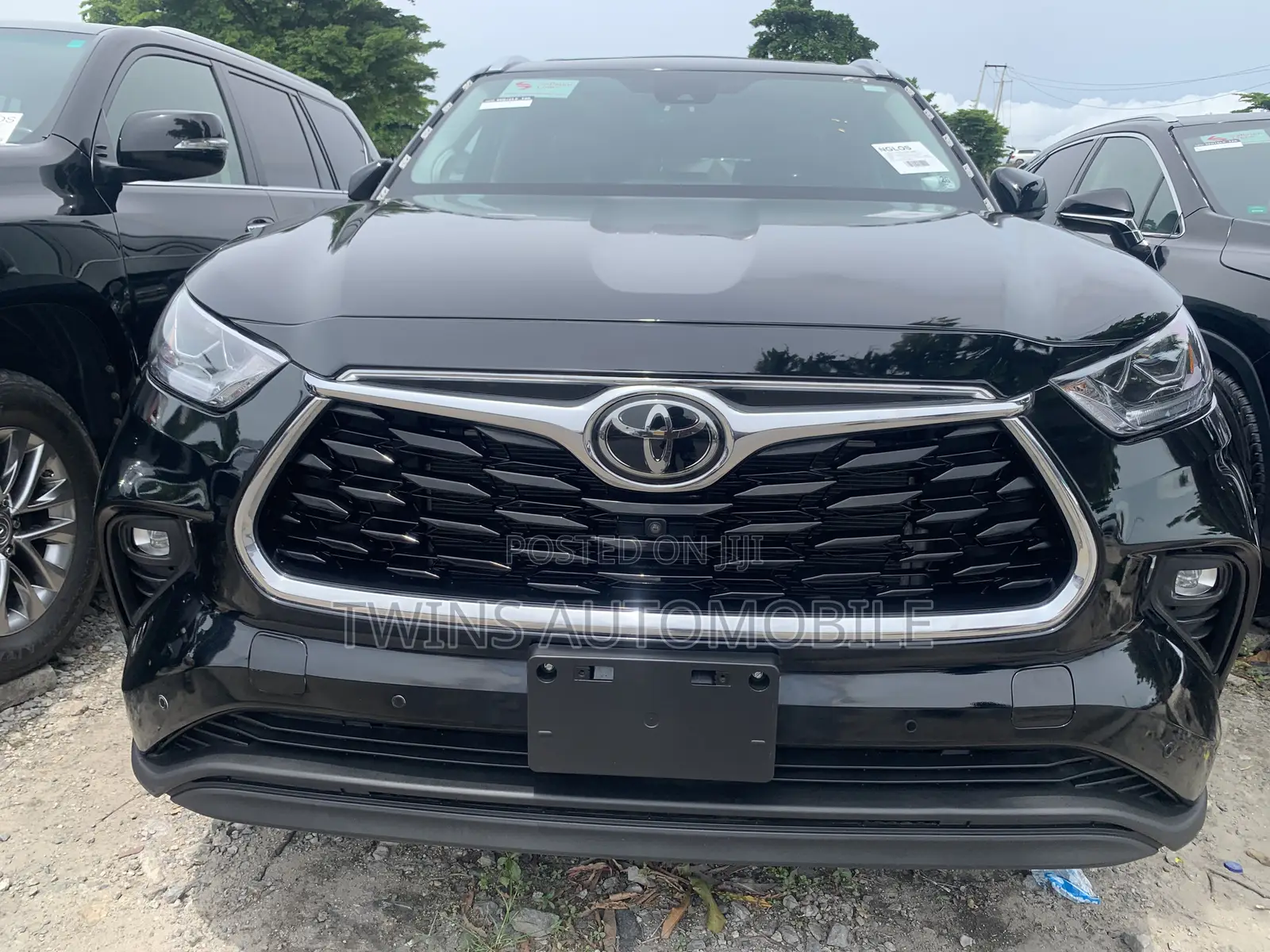Toyota Highlander Limited 2022 Black