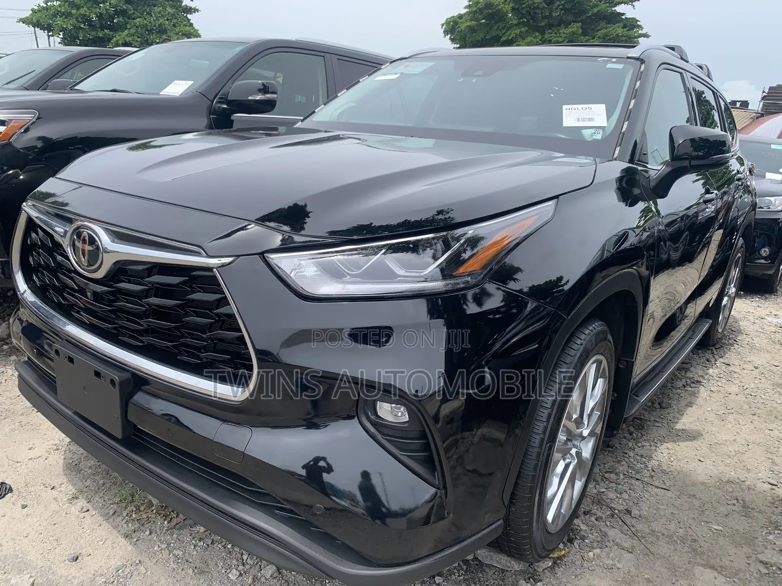Toyota Highlander Limited 2022 Black