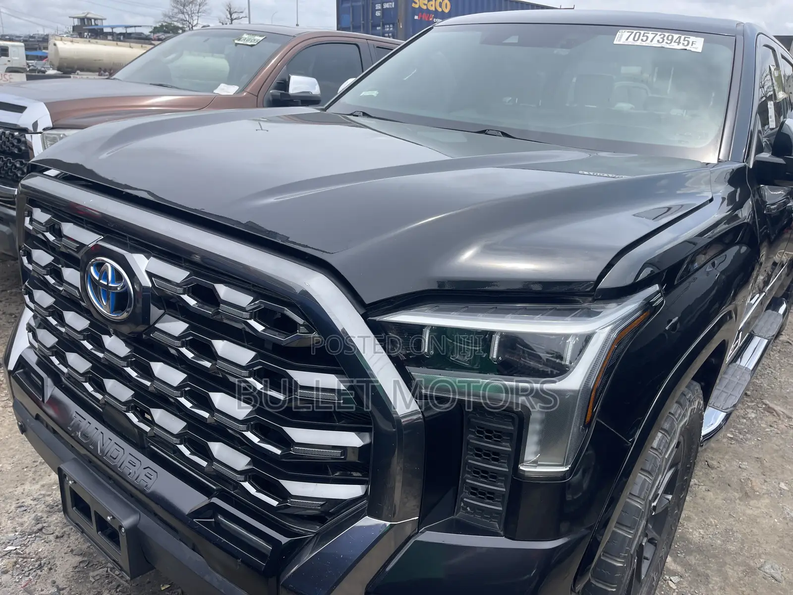 Toyota Tundra Platinum 2022 Black