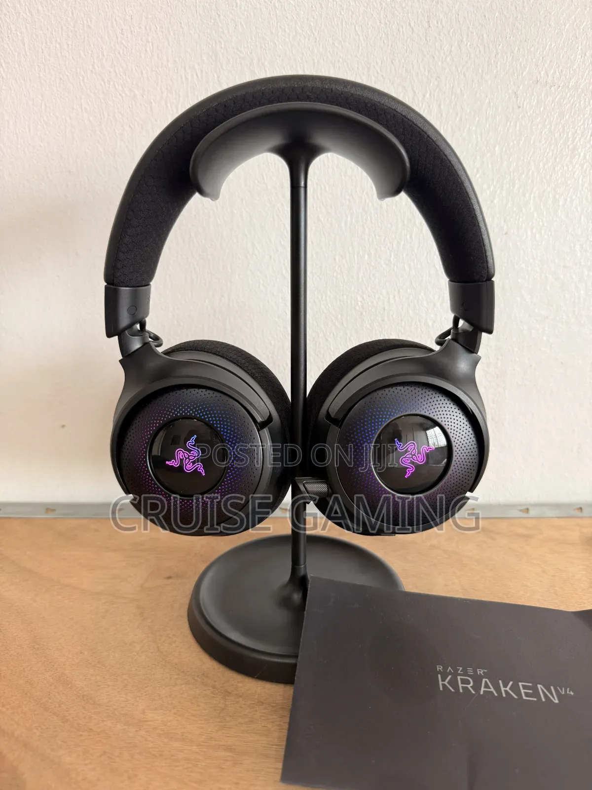 Razer Kraken V4 Chroma RGB Wireless Gaming Headset Perfect Condition