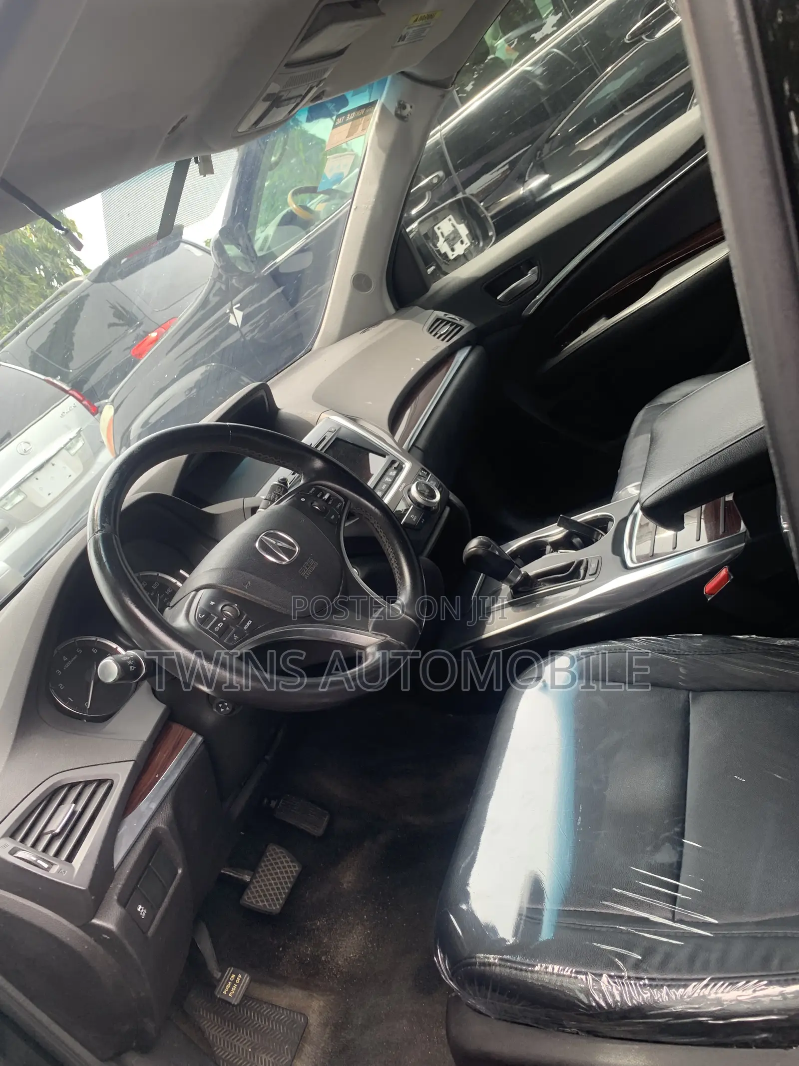 Acura MDX Technology and Entertainment Packages 4dr SUV (3.5L 6cyl 6A)