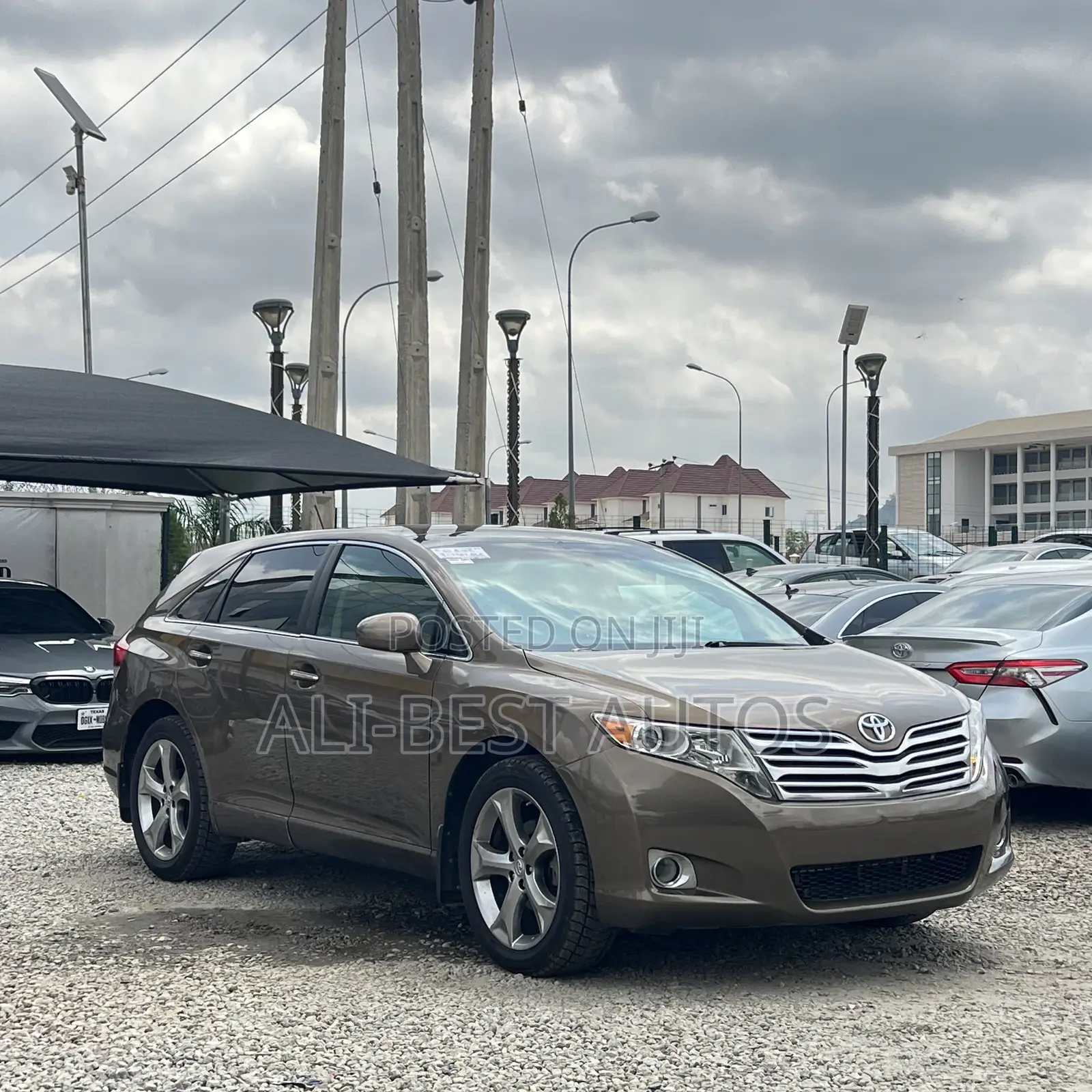 Toyota Venza AWD 2010 Brown
