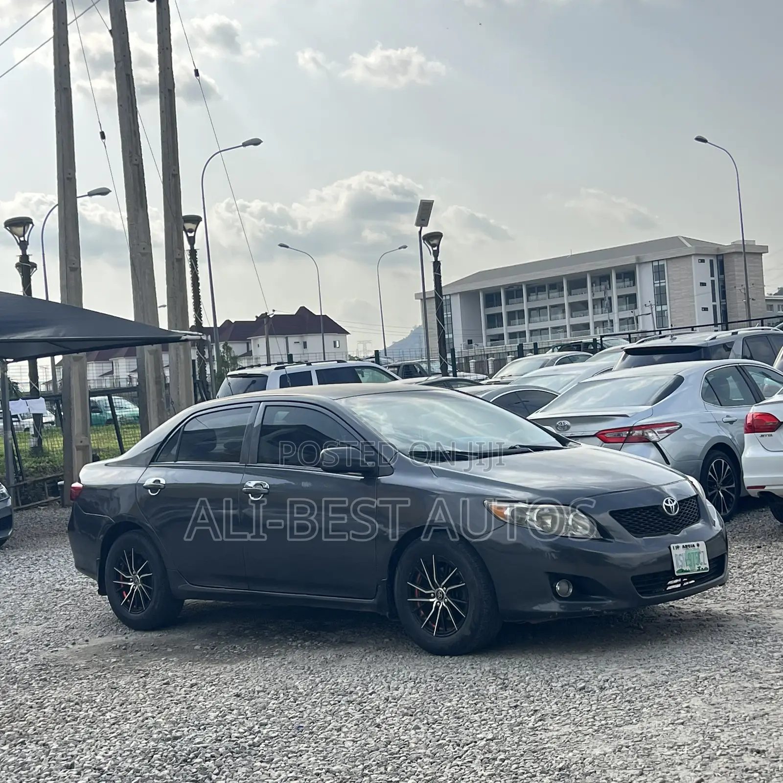 Toyota Corolla LE 4dr Sedan (1.8L 4cyl 4A) 2010 Gray