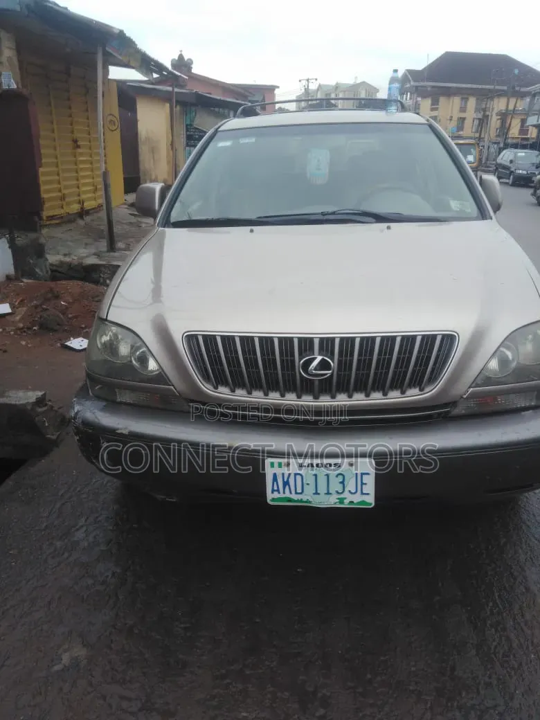 Lexus RX 300 2001 Gold