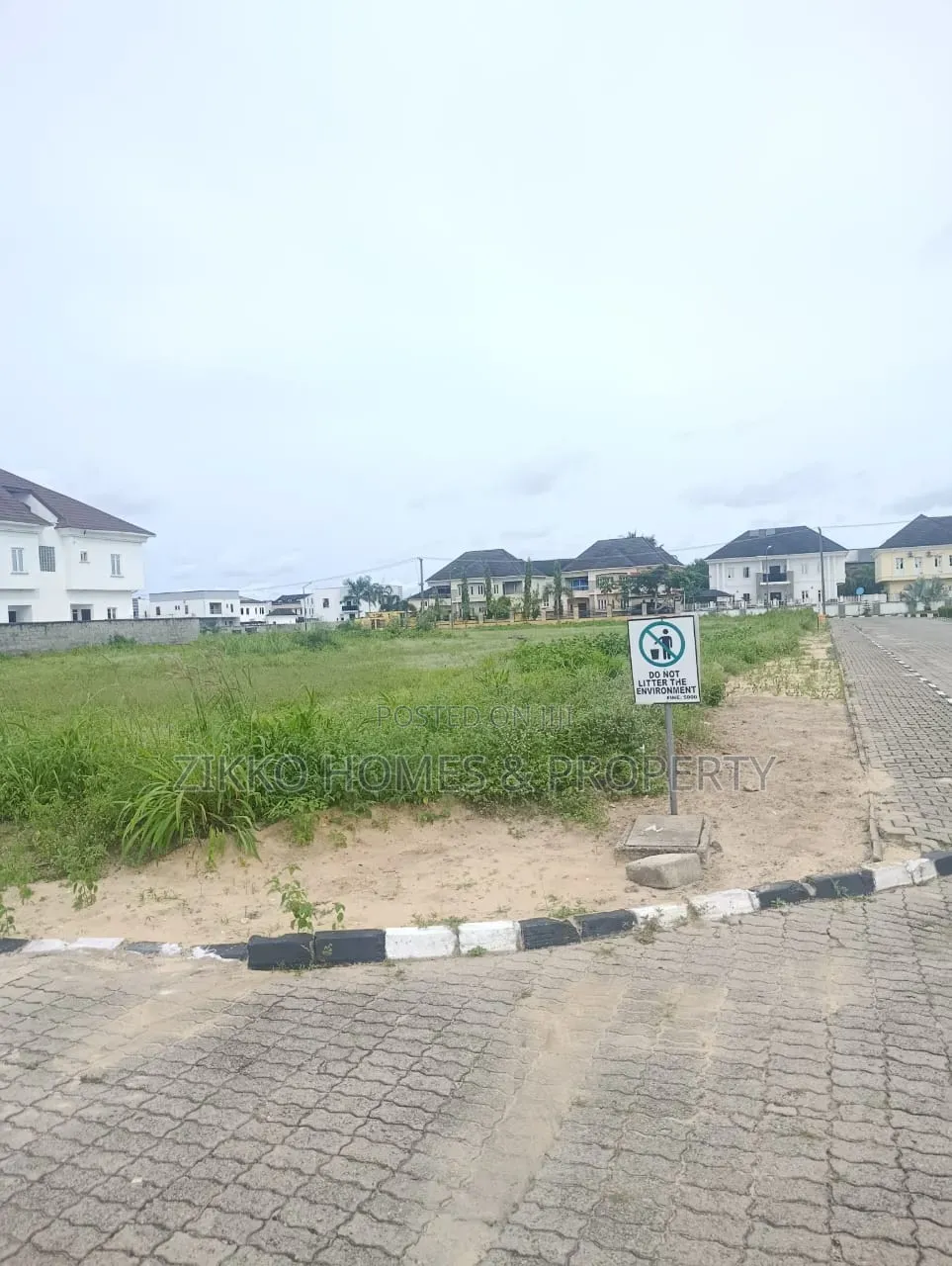 450sqm of Land for Sale at Awoyaya,Mayfair Gardan