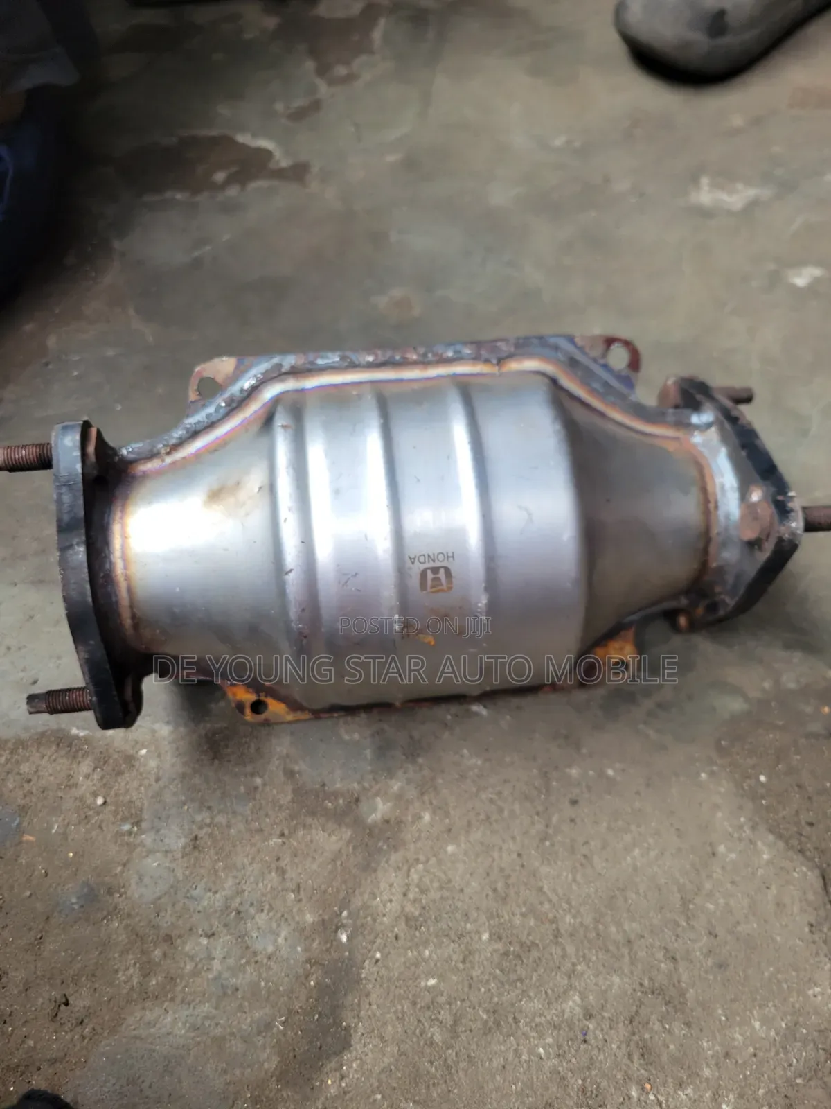 Center Catalyst Converter for Honda Accord 2008 Model