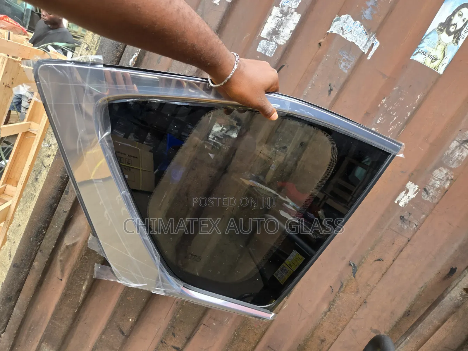 Lexus Lx600 2024 Rear Body Vent Glass Available at Chimatex