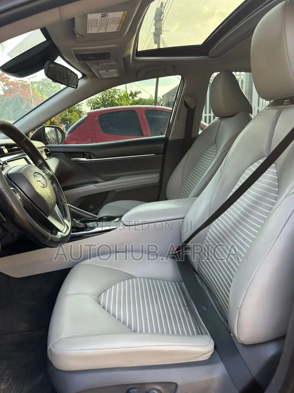 Toyota Camry 2019 Red