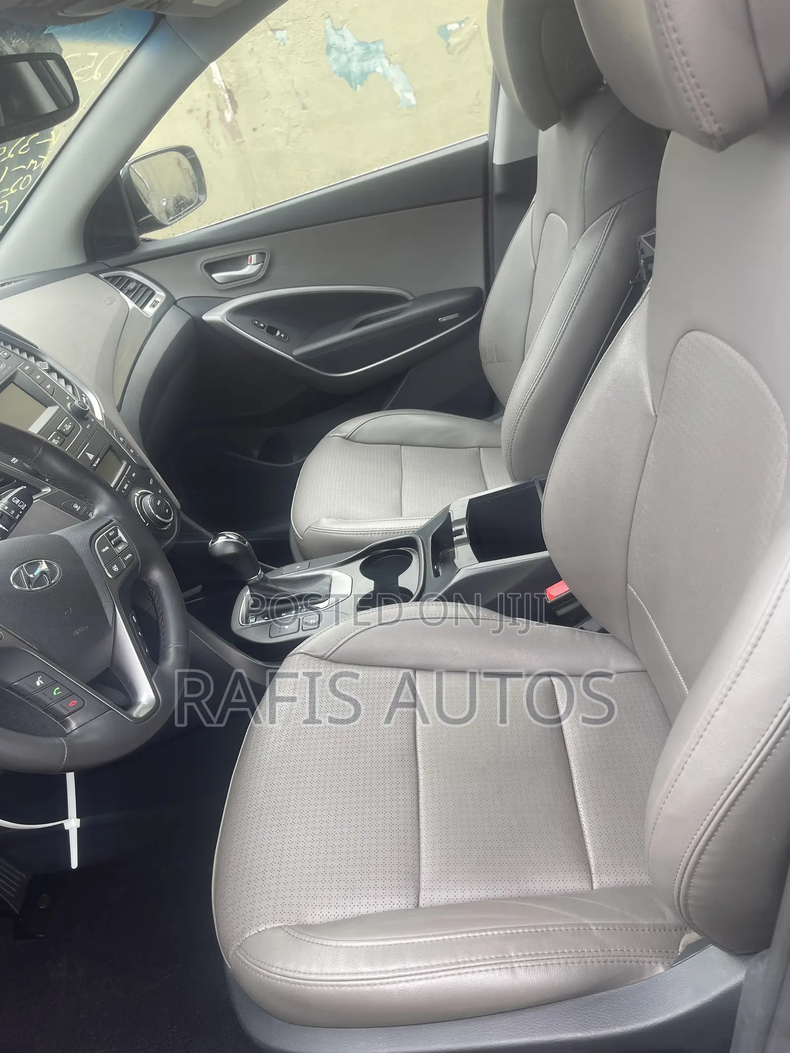Hyundai Santa Fe SE AWD 2016 Brown
