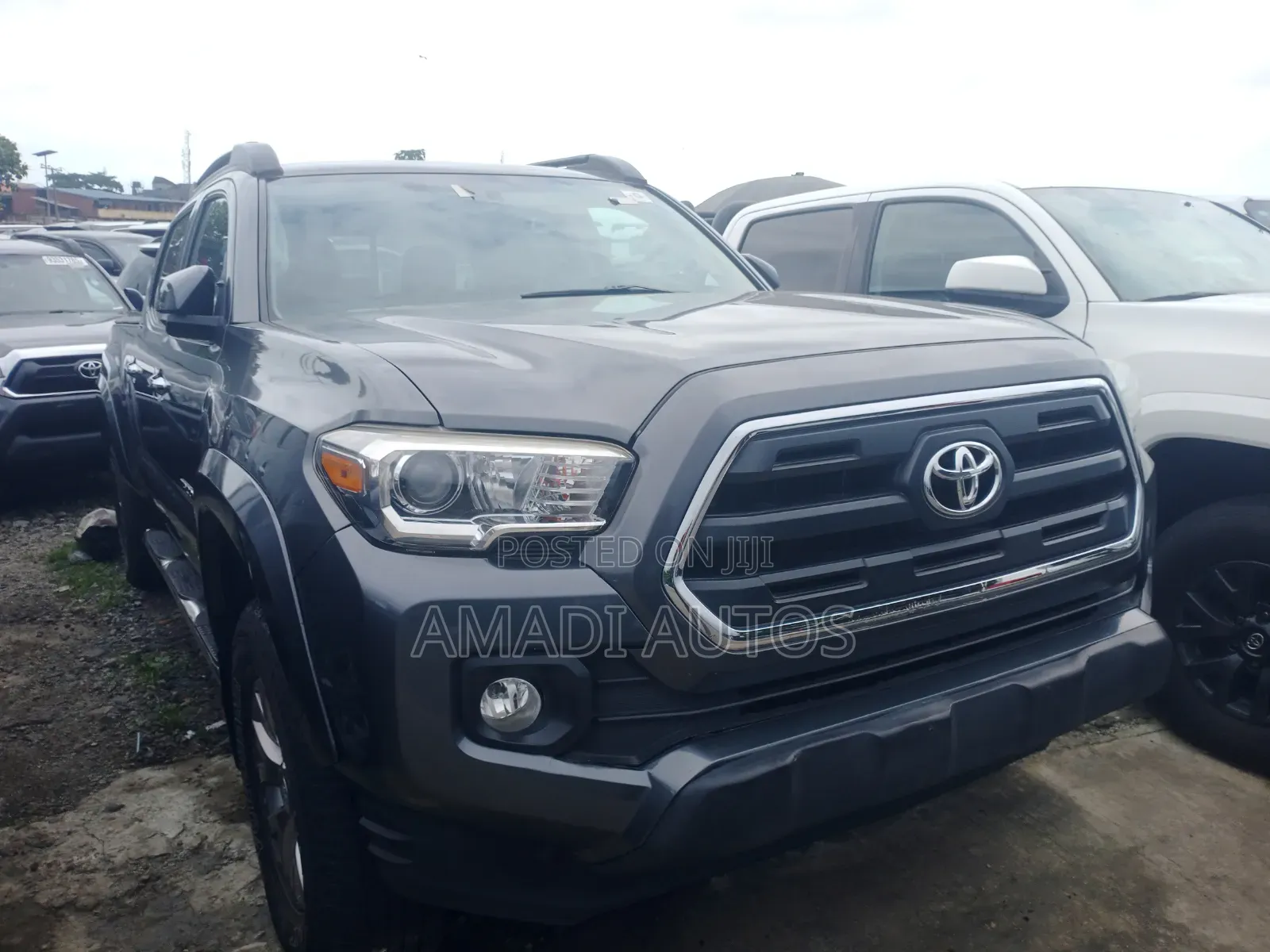 Toyota Tacoma 4dr Double Cab 2016 Gray