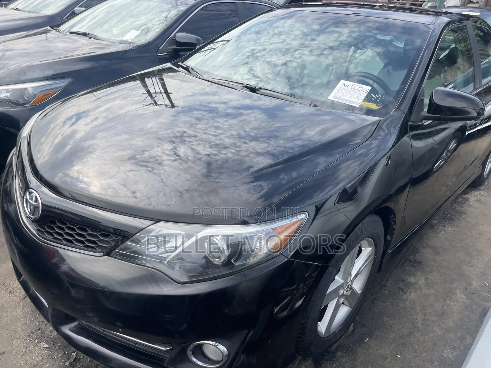 Toyota Camry SE V6 4dr Sedan (3.5L 6cyl 6A) 2013 Black
