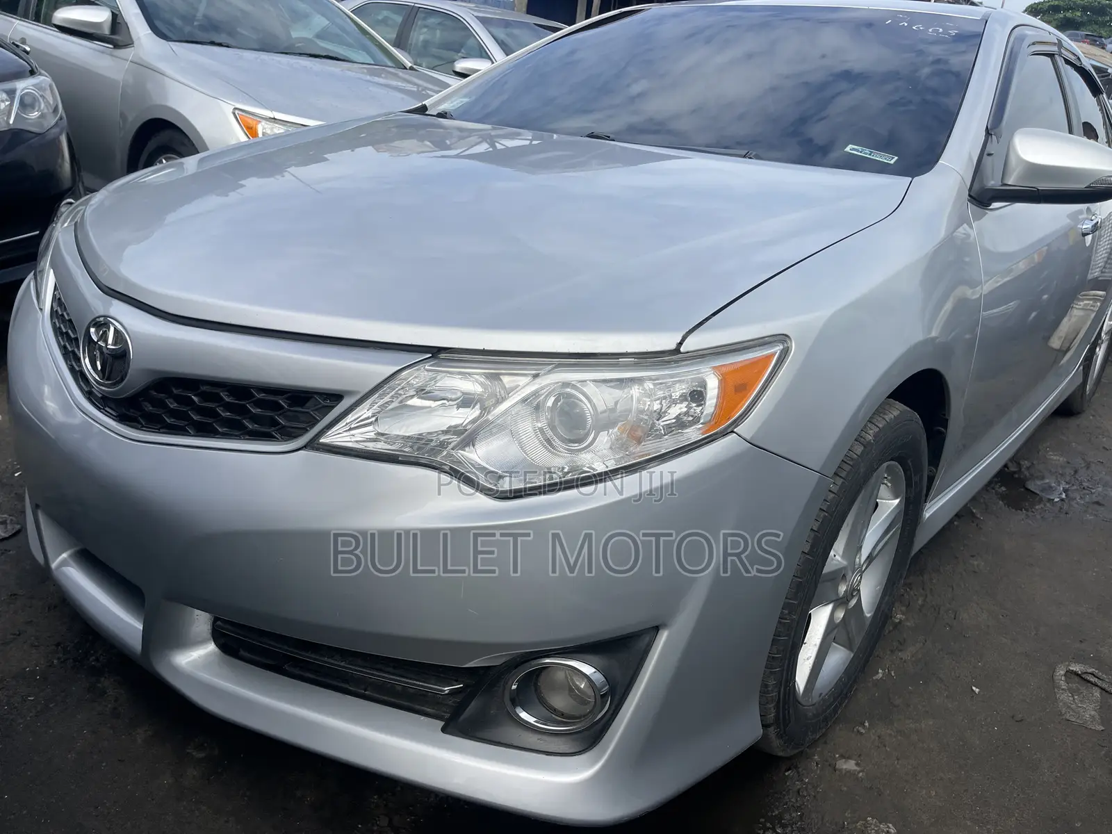 Toyota Camry SE 4dr Sedan (2.5L 4cyl 6A) 2013 Silver